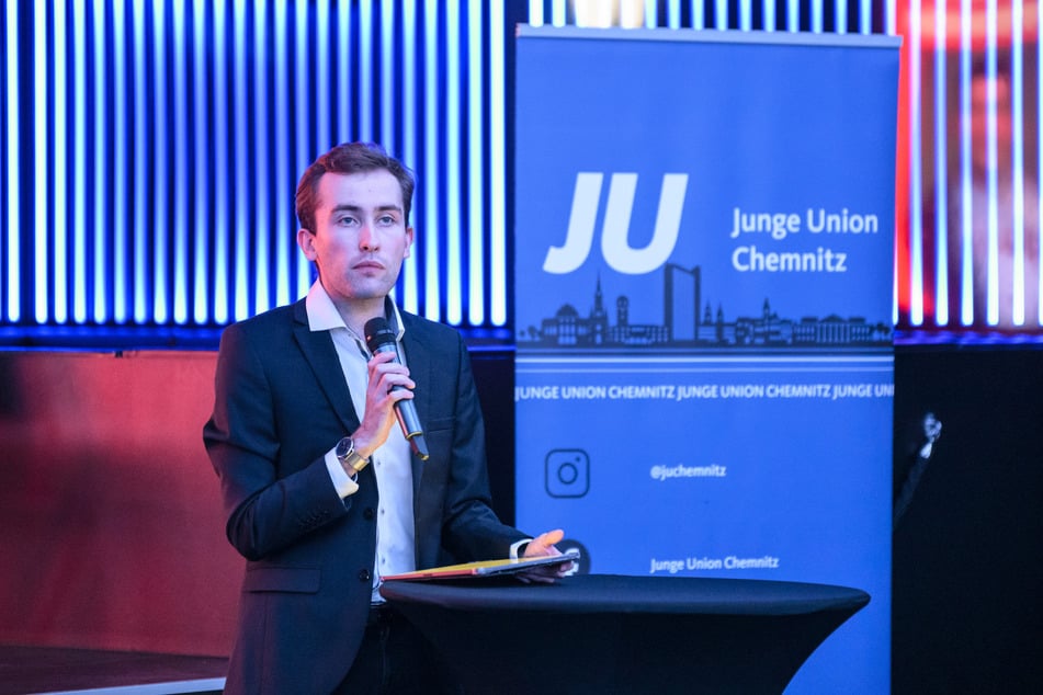 JU-Chef Joel Hochmuth (24, CDU) fordert ein Stadtfest–Comeback - das "Kosmos" soll ausdrücklich erhalten bleiben.