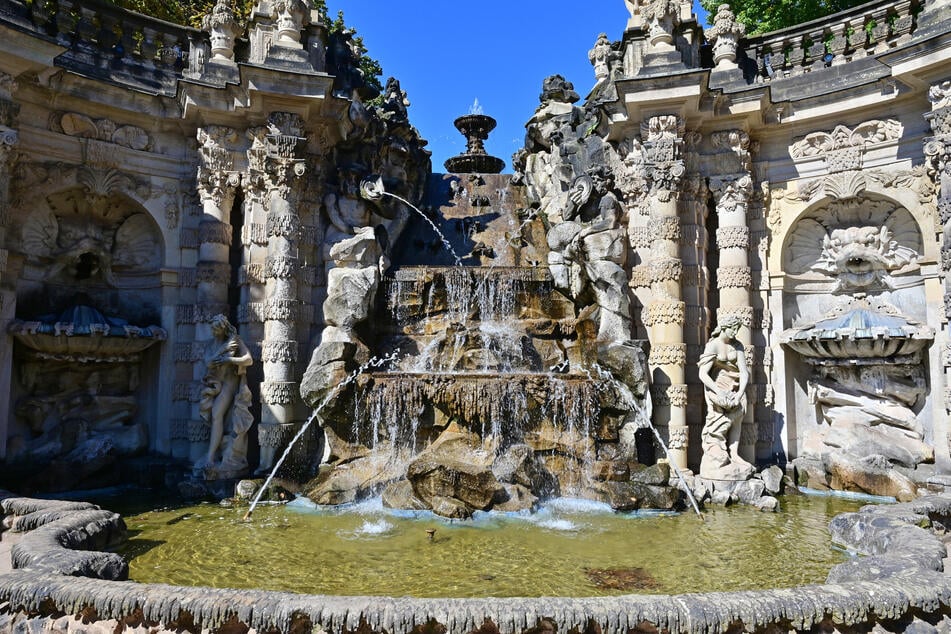 Das Nymphenbad ist ein schönes Wasserspiel im Dresdner Zwinger.