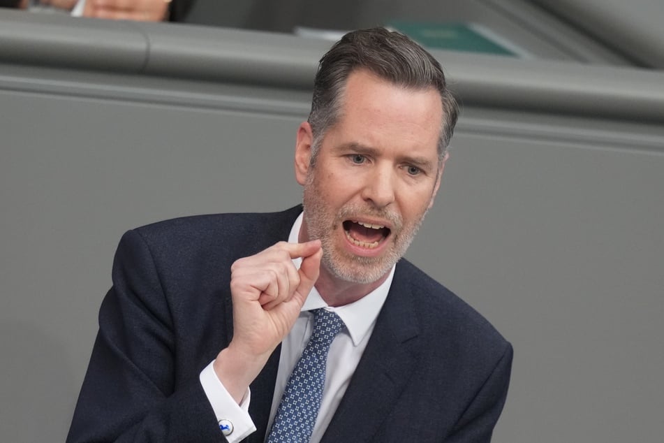 Christian Dürr (47), Fraktionsvorsitzender der FDP, teilt noch einmal aus, bevor seine Fraktion den Bundestag verlassen muss.