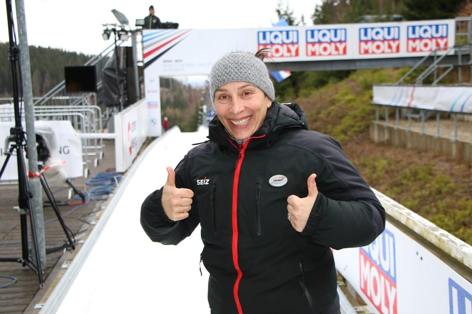 Bobsportlerin und ehemalige Eisschnellläuferin Anja Schneiderheinze (47) will in Chemnitz einen Rekord aufstellen.