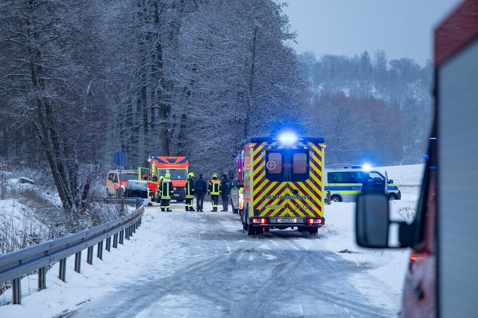 Zahlreiche Rettungskräfte waren im Einsatz.