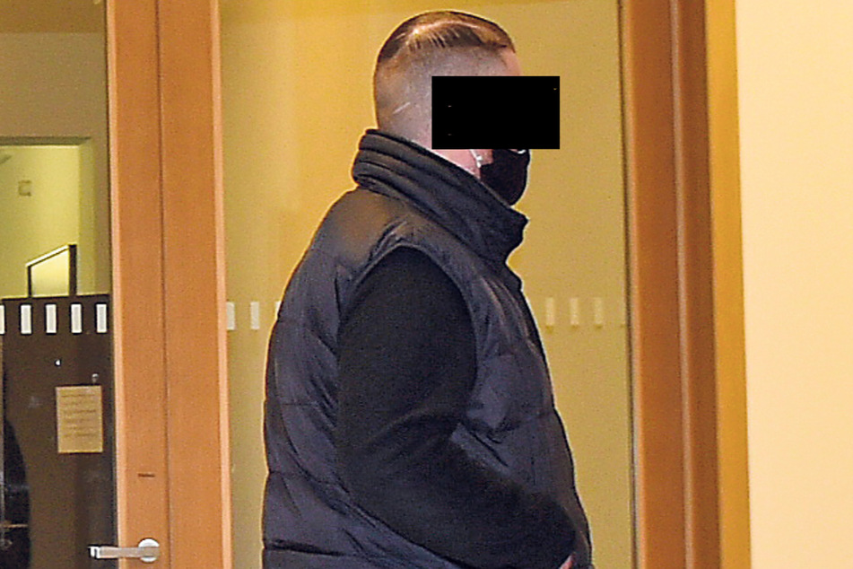 Stefan S. (28) wurde wegen gefährlicher Körperverletzung zu 15 Monaten Haft verurteilt. Die Strafe wurde zur Bewährung ausgesetzt.