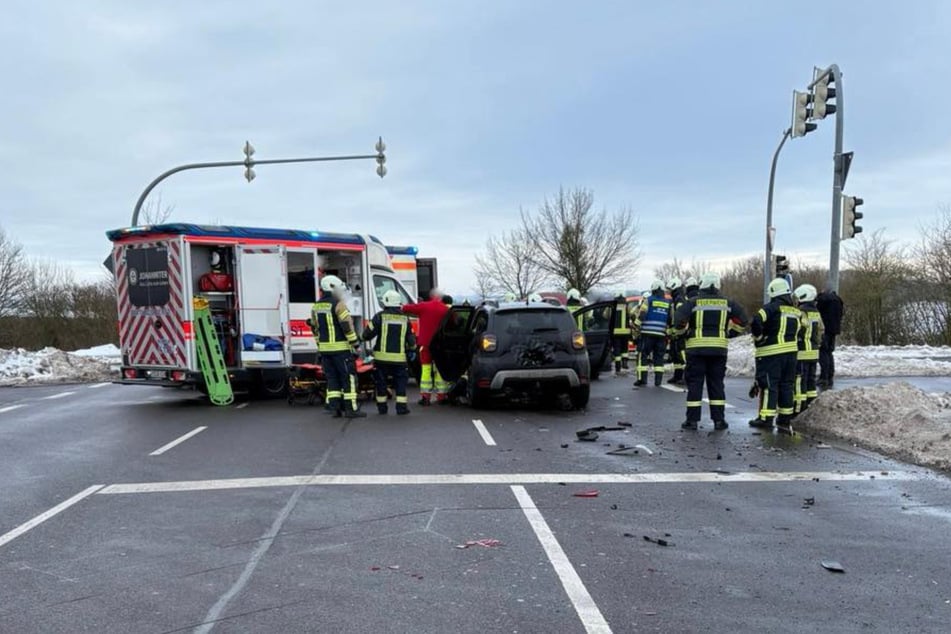 In Schönebeck kam es zu einem Verkehrsunfall an einer Ampelkreuzung.