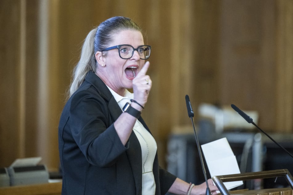 Susanne Schaper (47, Linke) fordert, die Jugendhilfe von der Haushaltssperre auszunehmen.