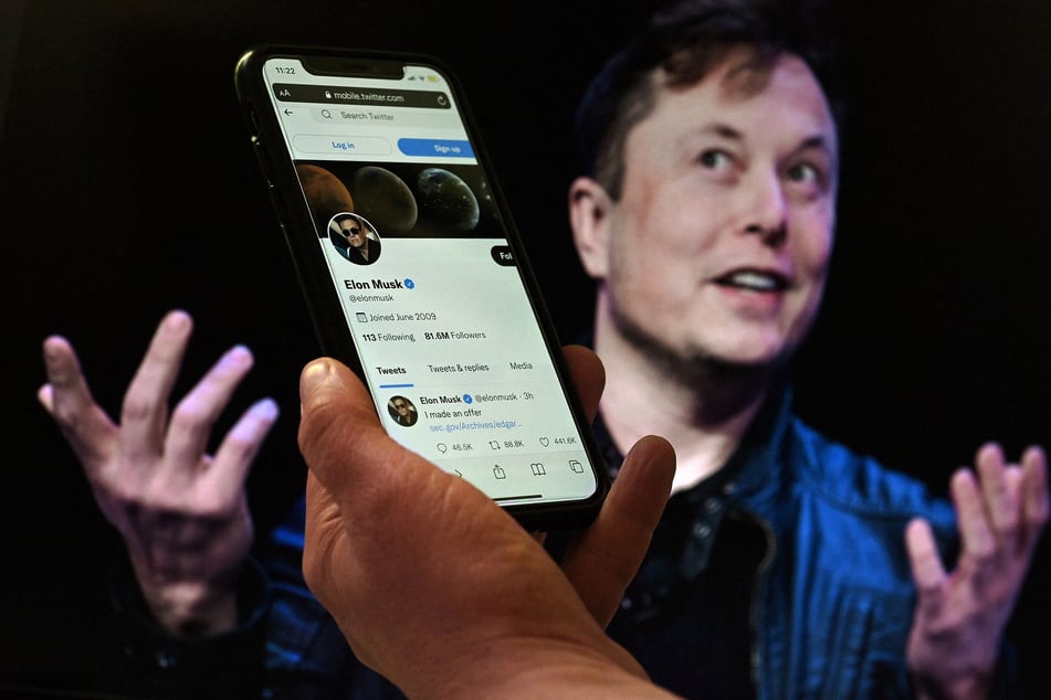 Elon Musk: Elon Musk teases Twitter's color-coded verification model