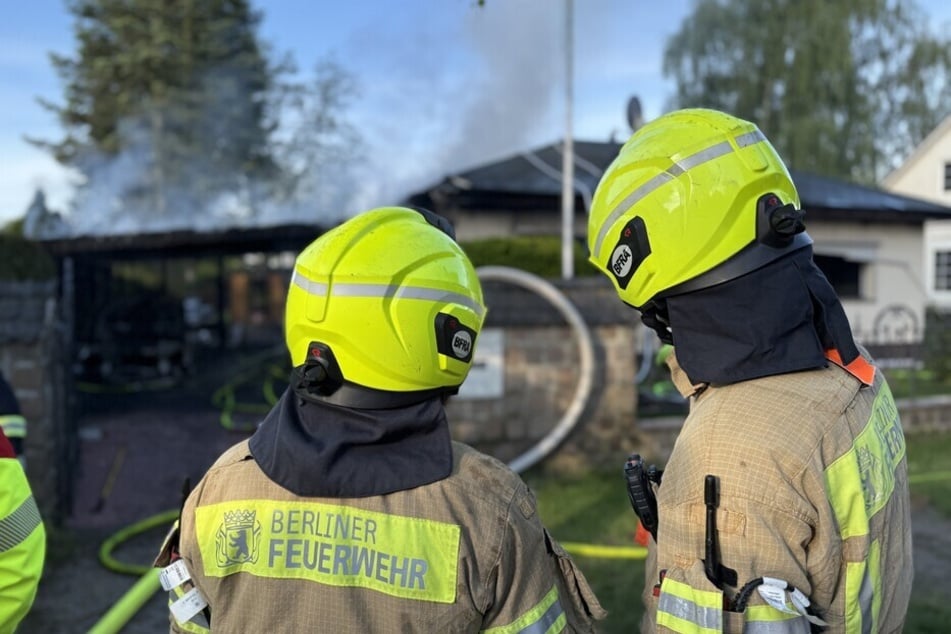 38 Feuerwehrleute rückten an.