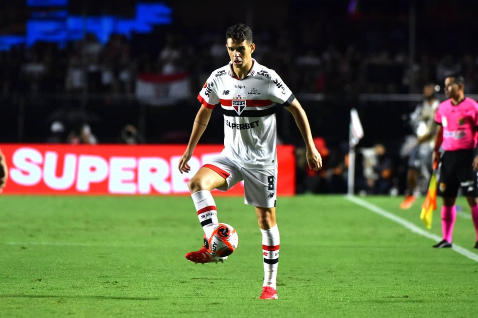 Oscar (34) ist am Dienstag bei medizinischen Tests mit Herzproblemen auf dem Ergometer zusammengebrochen.