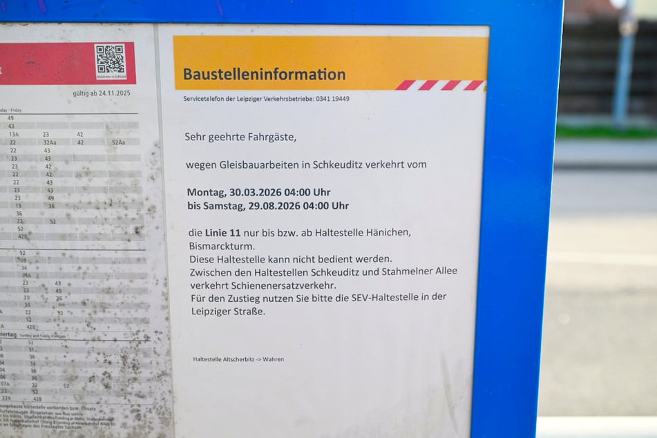 Auch an den Haltestellen wird über die Änderungen informiert.