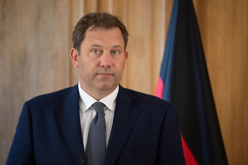 Lars Klingbeil (48) will keine Extrasteuer auf zuckerfreie Getränke erheben.