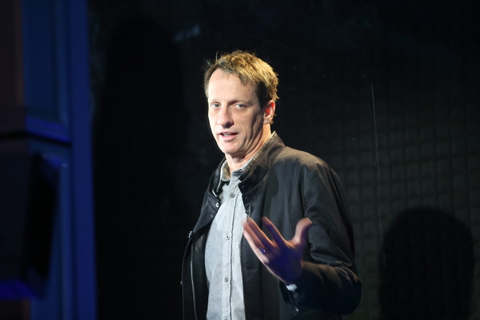Tony Hawk (57) meldete sich in den sozialen Netzwerken zu den veröffentlichten Epstein-Akten zu Wort.
