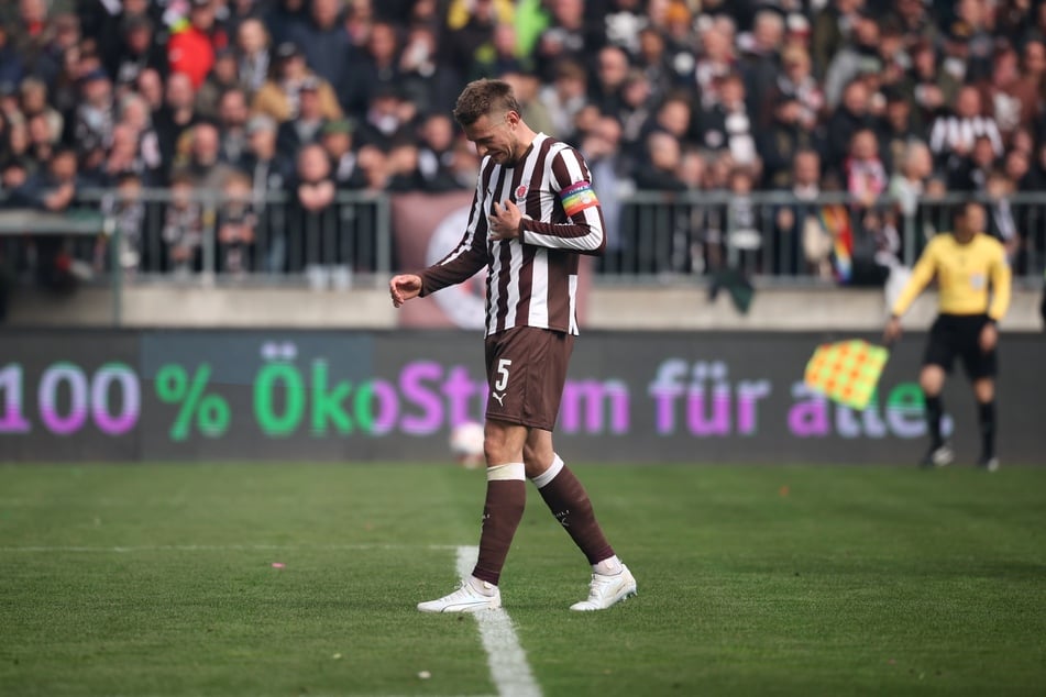 Hauke Wahl (32) kämpfte nach Abpfiff mit den Tränen.