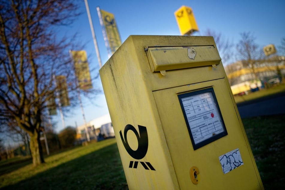 Briefe werden in Deutschland immer weniger verschickt. Das spürt auch die Deutsche Post. (Symbolfoto)