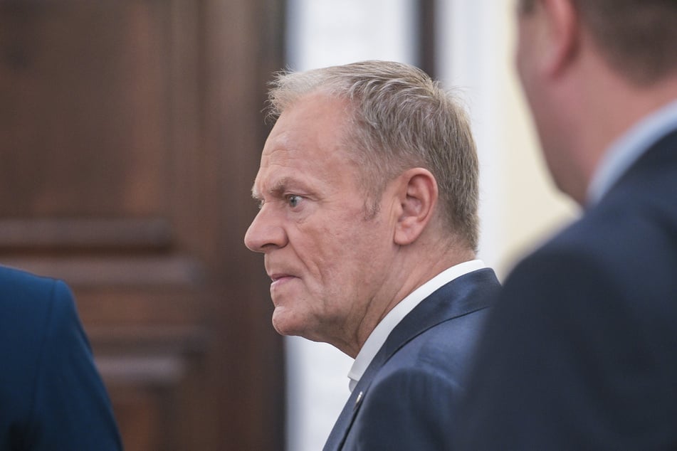 Es werfe auch Hilfen für den Wiederaufbau zerstörter Häuser in Polen geben, kündigte Regierungschef Donald Tusk (67) an.