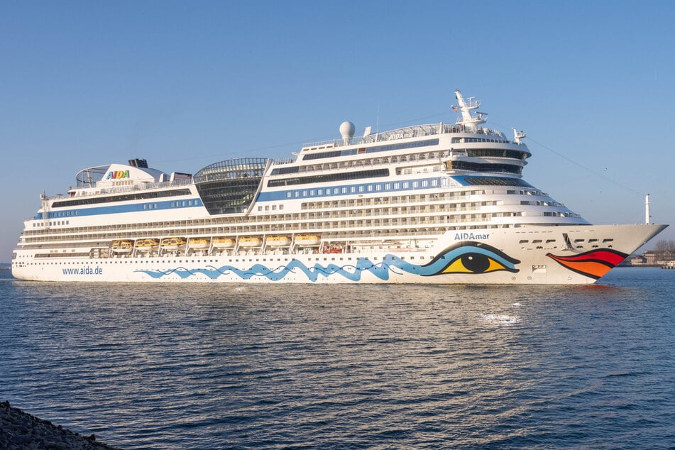 Die "AIDAmar" war gerade auf den Weg in Richtung Kanaren als das Kreuzfahrtschiff umkehren musste. (Symbolbild)