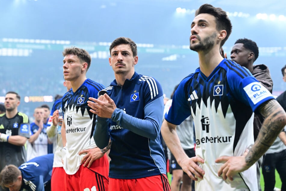 Lange Gesichter bei den HSV-Profis: Die Nordderby-Pleite bei Werder Bremen tut richtig weh.