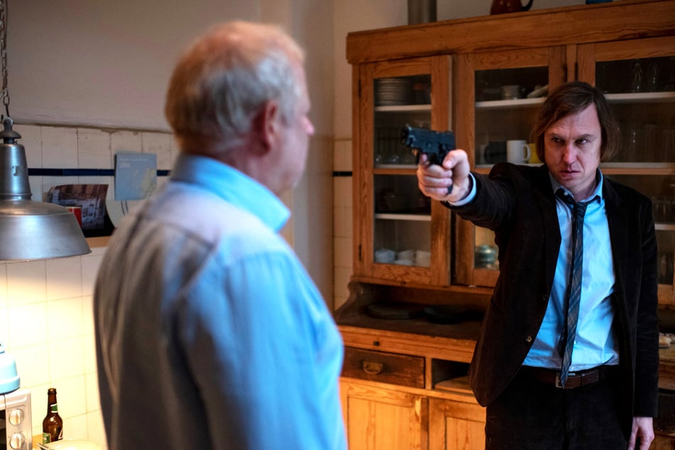 Tatort: Serienkiller Kai Korthals kehrt in neunteiligem "Tatort"-Podcast zurück!