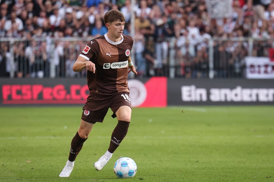 Der FC St. Pauli verleiht Scott Banks (23) an den englischen Drittligisten FC Blackpool.