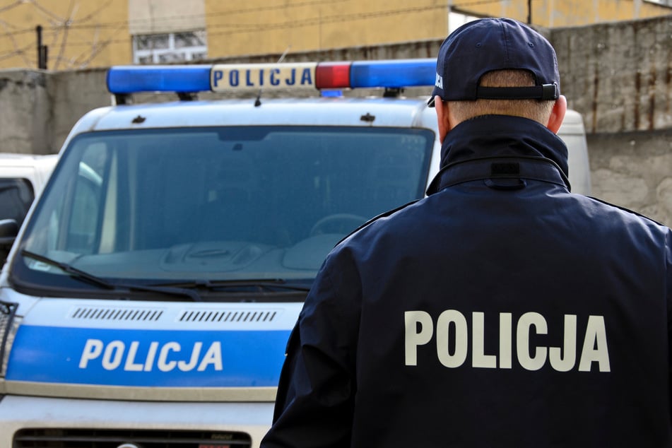 Die Polizei ermittelte vor Ort, um weitere Details zum Hergang des tragischen Vorfalls zu erfahren. (Symbolfoto)