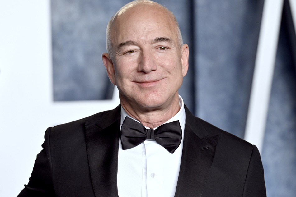 Milliardär Jeff Bezos (61) will mit Blue Origin auch SpaceX Konkurrenz machen.