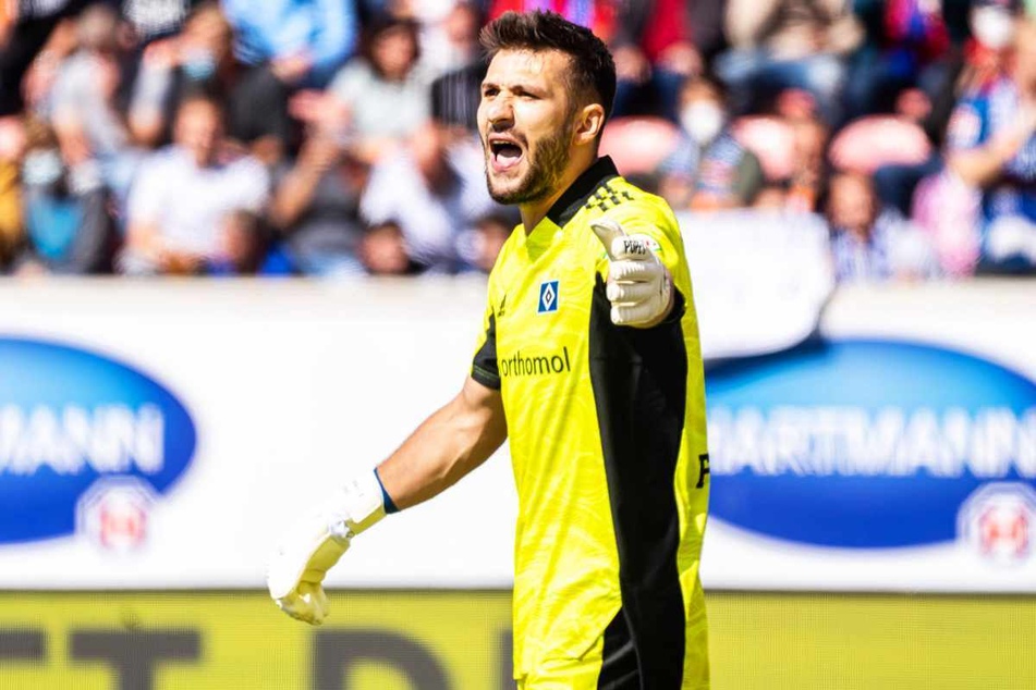 HSV-Keeper Daniel Heuer Fernandes (28) spielt seit zwei Wochen mit einem gebrochenen Zeh.