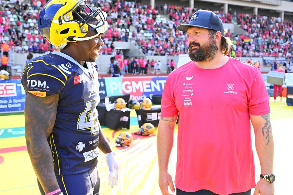 Kyle Kitchens (30, l.) mag rein von den Zahlen der beste Quarterback-Jäger der GFL sein, Monarchs-Defense-Coordinator Martin Schmidt (38, r.) hat aber eine richtig starke Truppe zusammen.