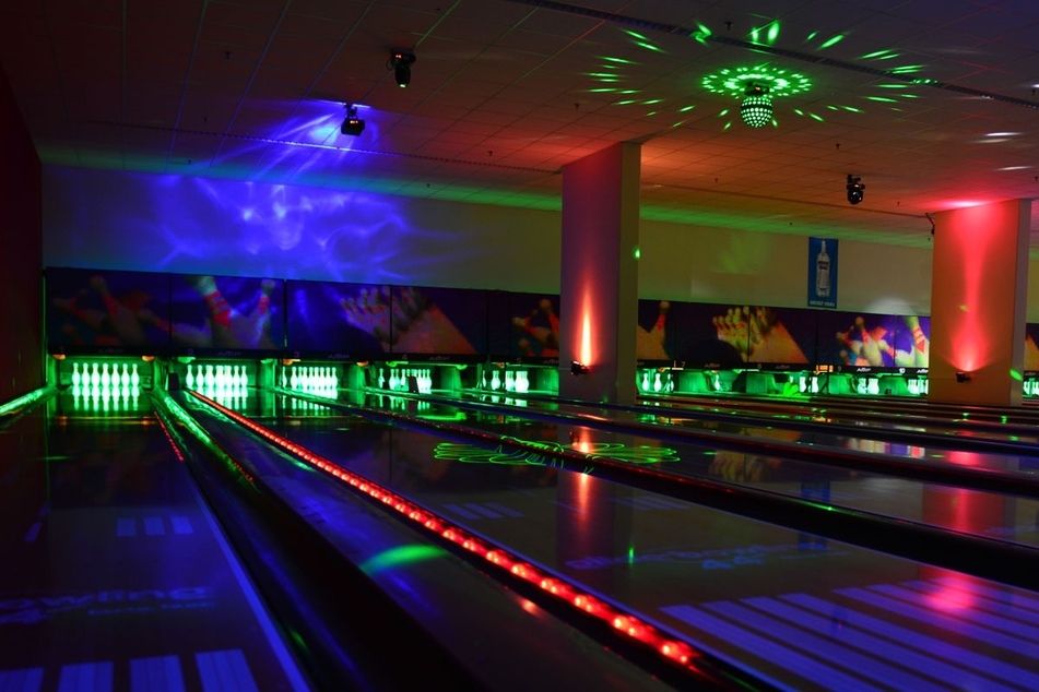 Gilde Bowling 44 bietet Dir eine ausgelassene Atmosphäre und Highlights wie das Disco-Bowling.
