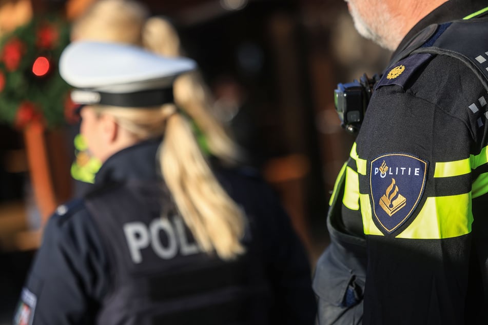 Die Düsseldorfer Polizei geht auch in diesem Jahr wieder gemeinsam mit den niederländischen Kollegen auf den Weihnachtsmärkten in der Innenstadt auf Streife.