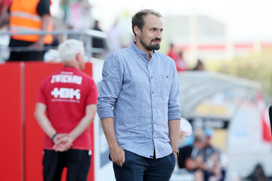 FSV-Sportchef Toni Wachsmuth (35) erwartet mehr von Mittelfeldspieler Jan Löhmannsröben.
