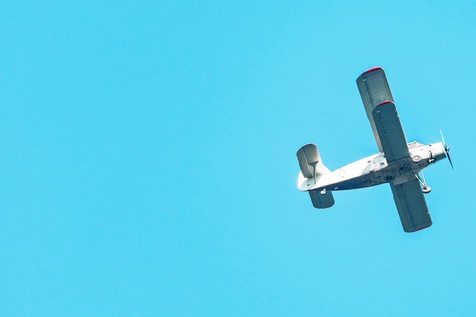 In Yorkshire, England, ist am Sonntagmorgen ein Leichtflugzeug abgestürzt. (Symbolbild)