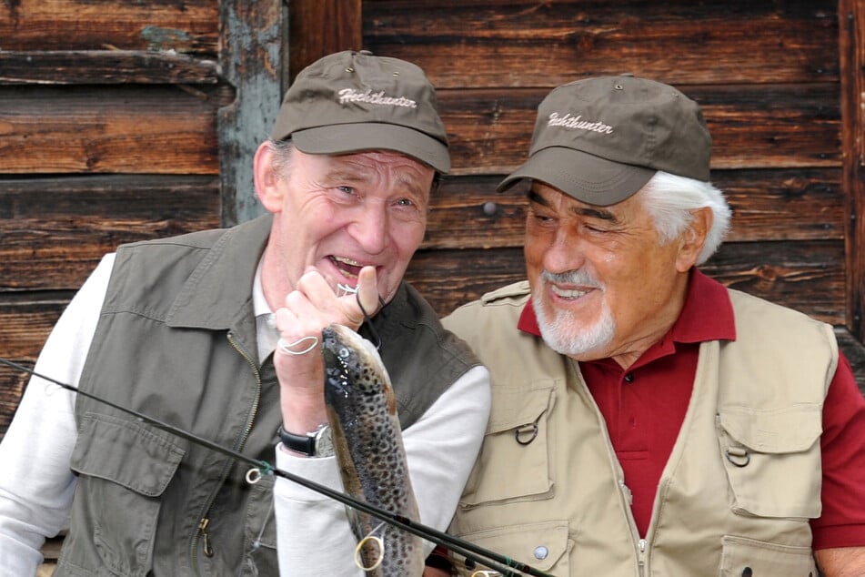 Auch mit dem im April 2026 verstorbenen Schauspieler Mario Adorf (†95, r.) verband ihn eine innige Freundschaft.