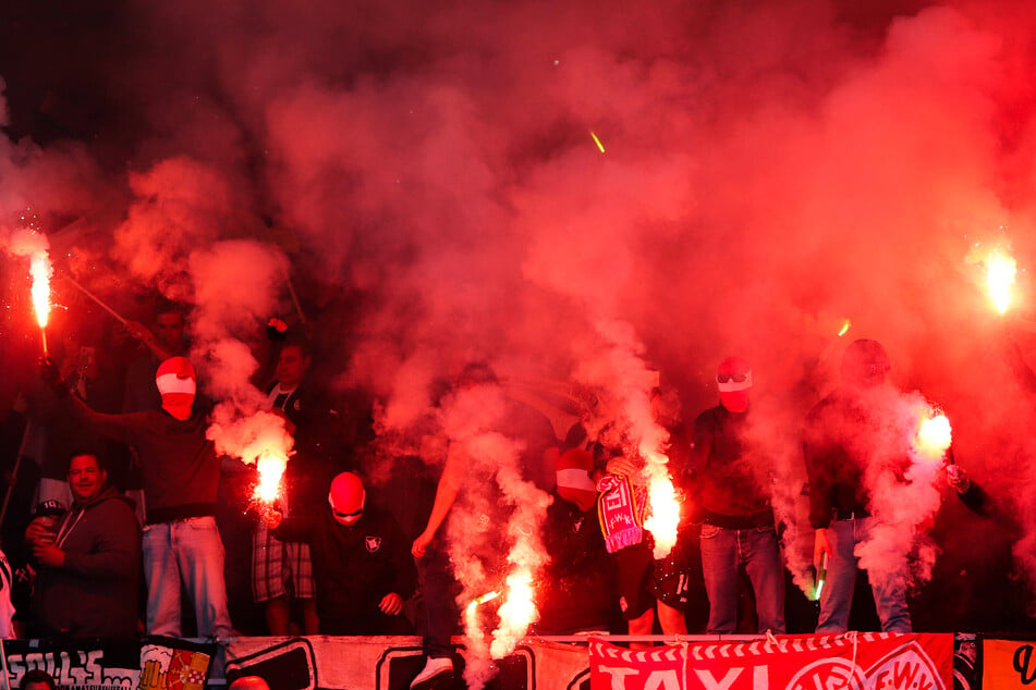 Über 6300 Fans im Freudentaumel: Traditionsverein kehrt in die Regionalliga zurück!