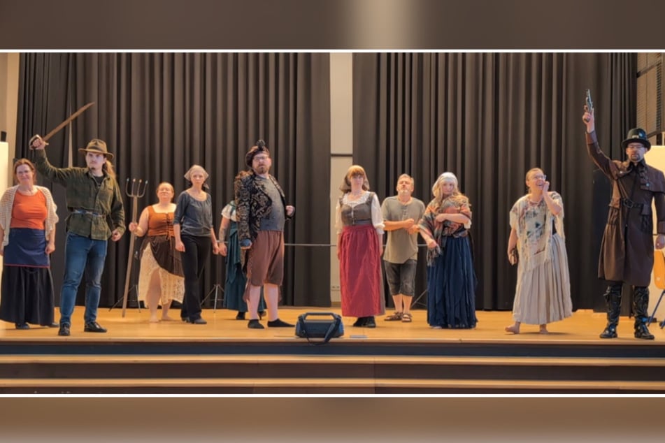 Die Mitglieder der MusicalCrew Zwickau proben bereits seit Monaten für ihre Auftritte im September.