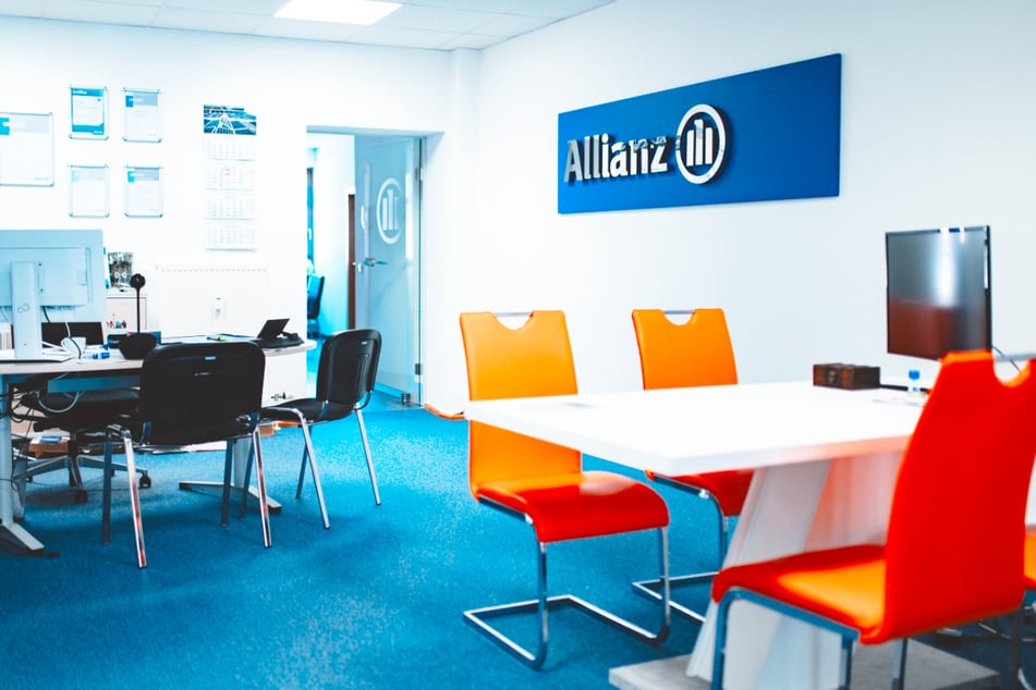 Für Kundenberater (m/w/d) und Büroleiter (m/w/d) gibt's bei der Allianz in Hainichen die passenden Jobs.