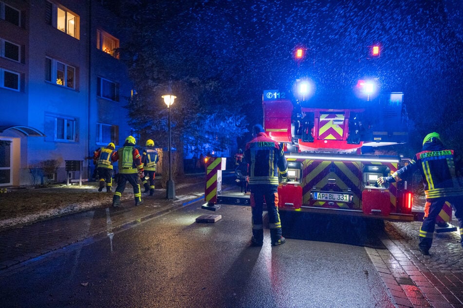Im Keller war ein Rollstuhl angezündet worden.