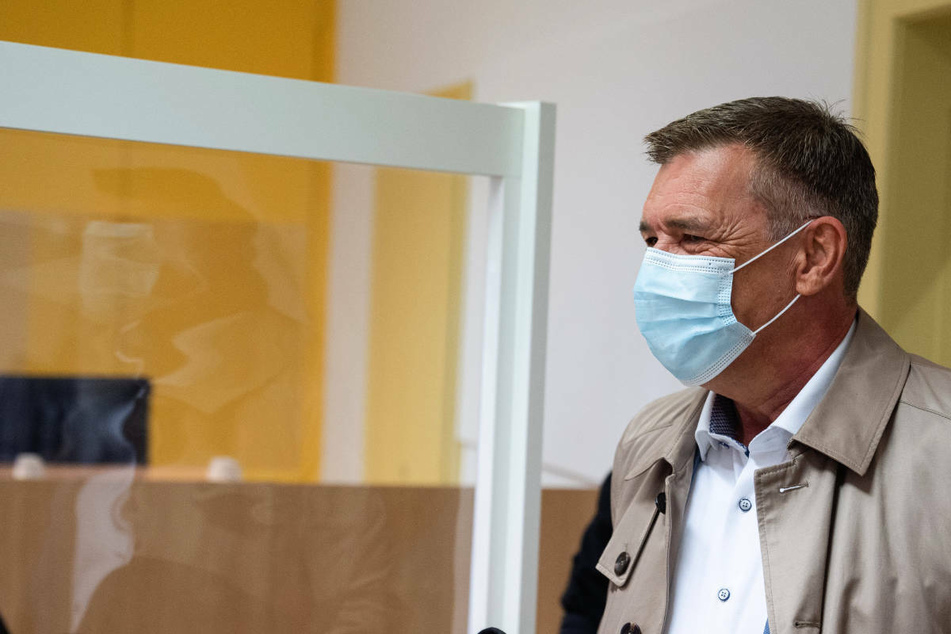 Hat er als Polizist Dienstgeheimnisse verraten? Gericht fällt Urteil über AfD-Abgeordneten Richard Graupner