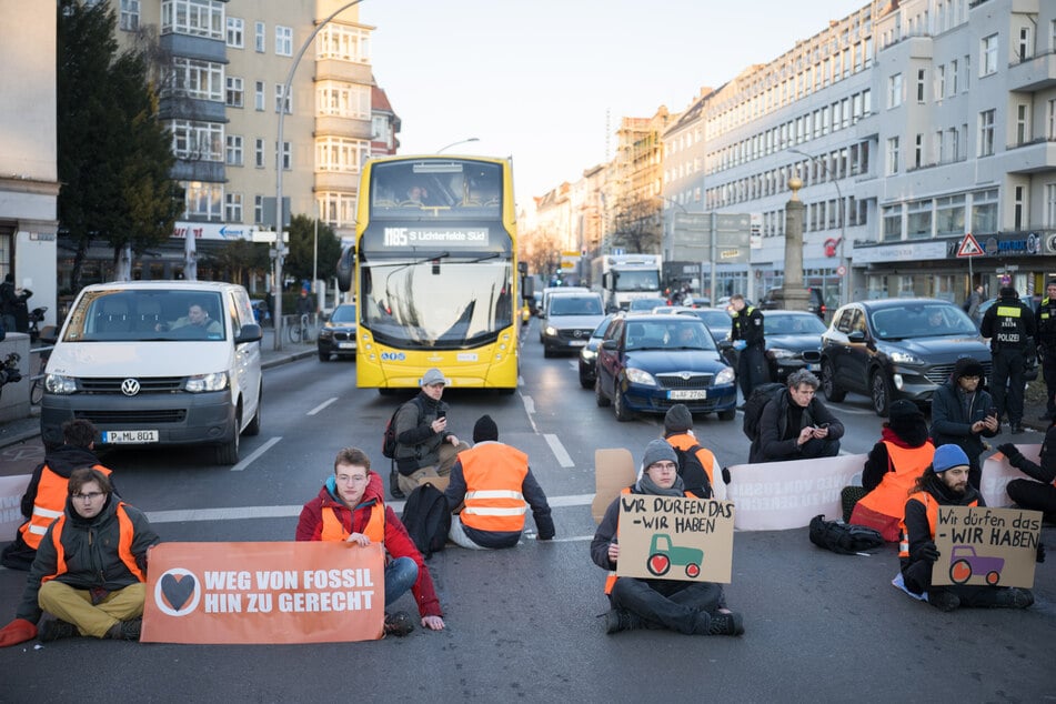 Autofahrer waren oft Opfer der Letzten Generation. Sie werden das Ende dieser Aktionen sicher begrüßen.