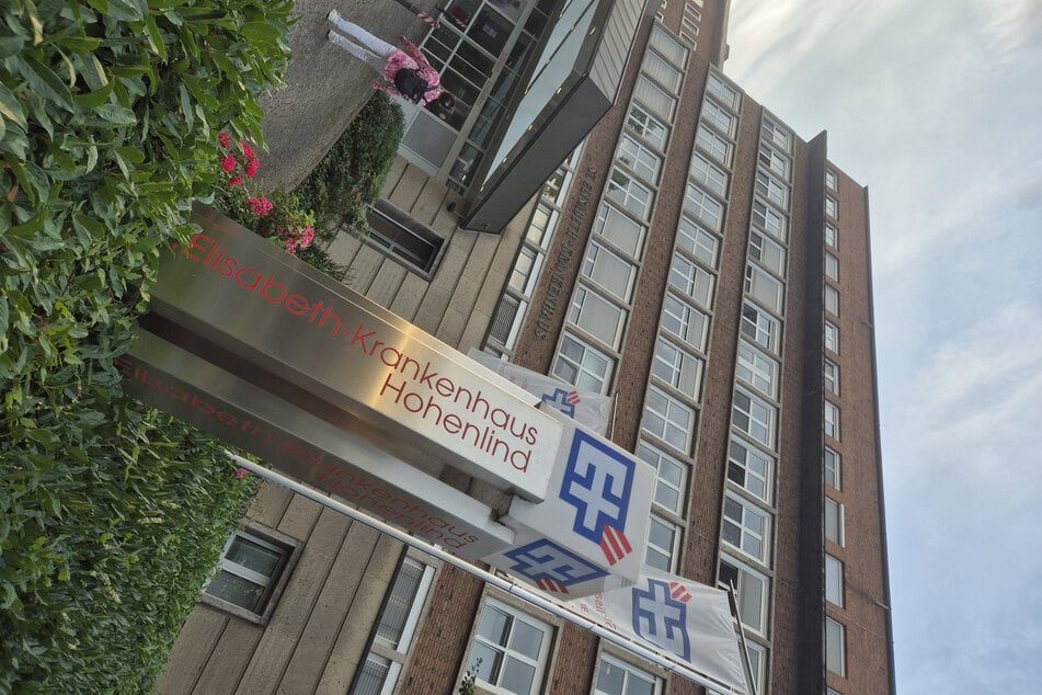 Das Kölner St. Elisabeth-Krankenhaus hat sich zu dem Vorfall bislang nicht geäußert.