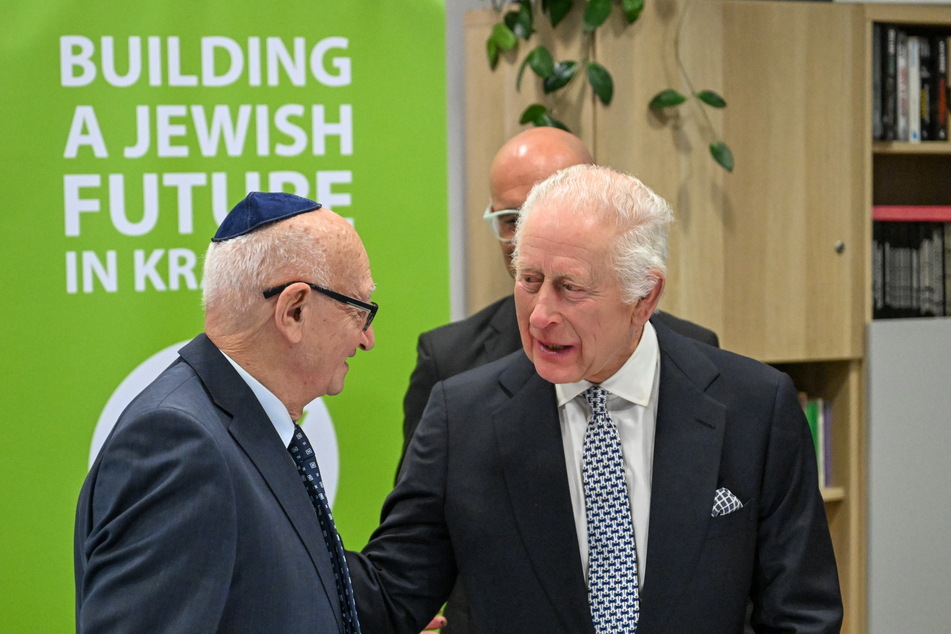 King Charles spoke with Holocaust survivor Ryszard Orowski.