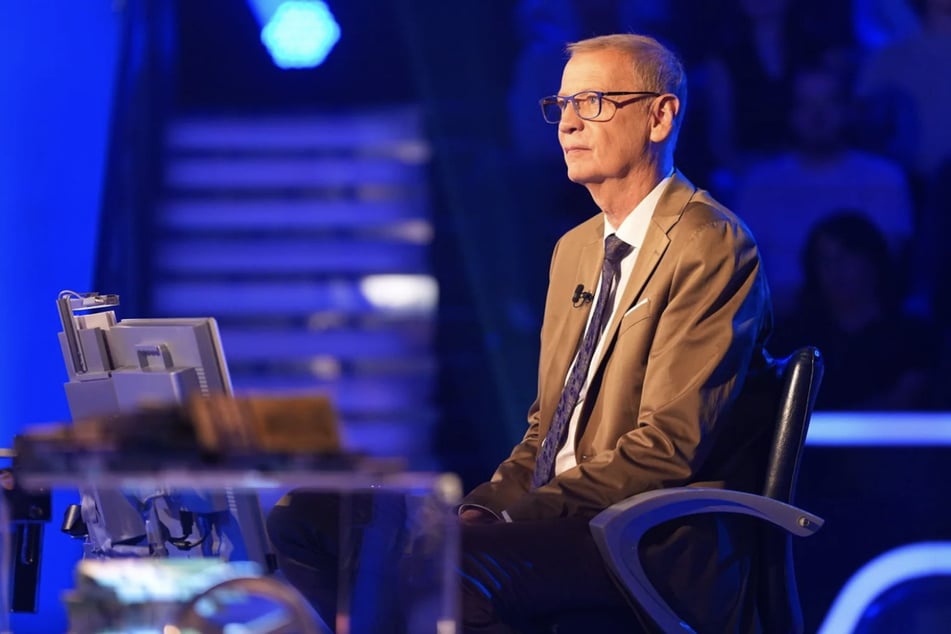 Günther Jauch (70) moderiert "Wer wird Millionär?" bereits seit 1999. Am 5. Oktober startet eine neue "3-Millionen-Euro-Woche".