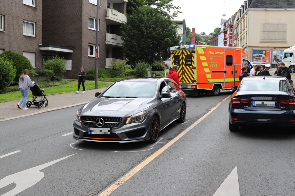 Die Märkische Straße war für die Dauer der Unfallaufnahme gesperrt.