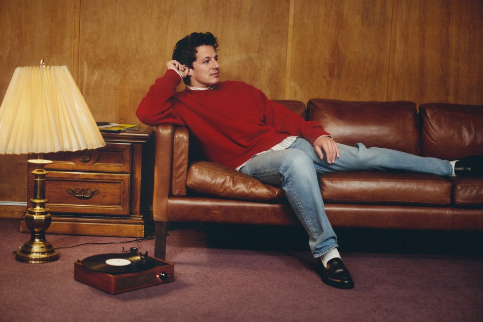 Das aktuelle Studioalbum von Charlie Puth trägt den Titel "Whatever's Clever!" und ist am 27. März 2026 erschienen. Es ist sein viertes Studioalbum und enthält 12 Tracks, darunter die Singles "Changes" und "Sideways".