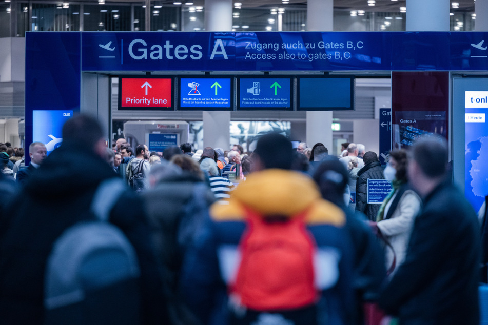 Warnstreik am Düsseldorfer Flughafen! Ausfälle und Verspätungen stehen bevor