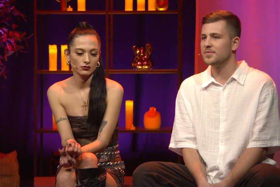 Raffaela (25) bereut ihren Seitensprung während der Show und will wieder mit Jeremy (26) zusammengekommen. Der scheint das aber etwas anders zu sehen.