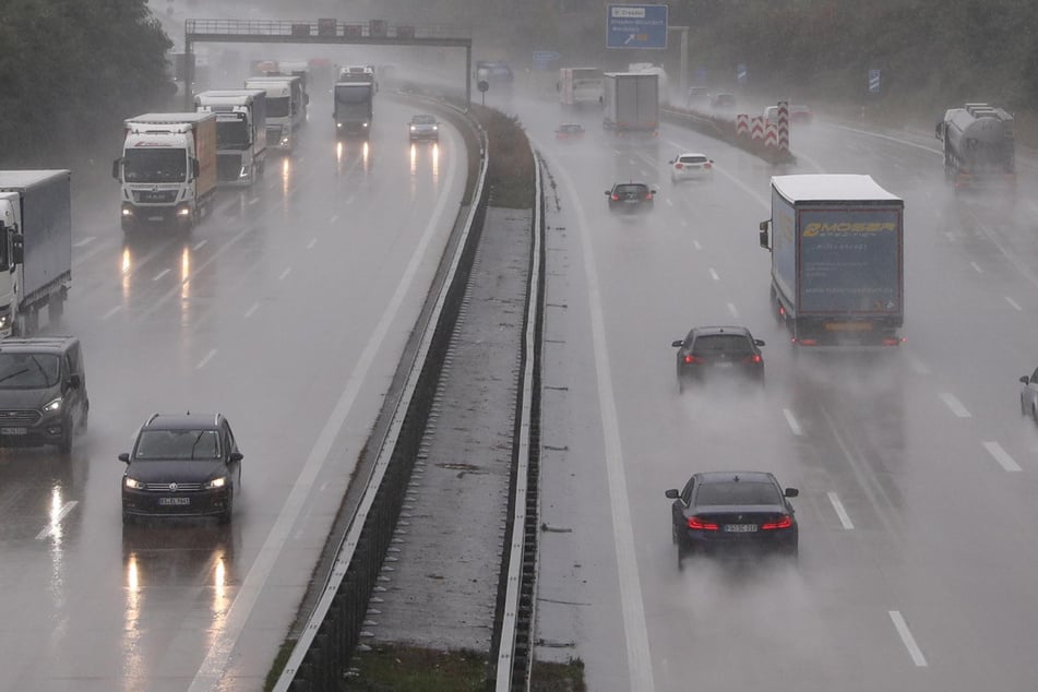 Auf der Überfahrt von der A4 auf die A13 kommt es ab dem 14. Juli 2025 zu Bauarbeiten. (Symbolbild)