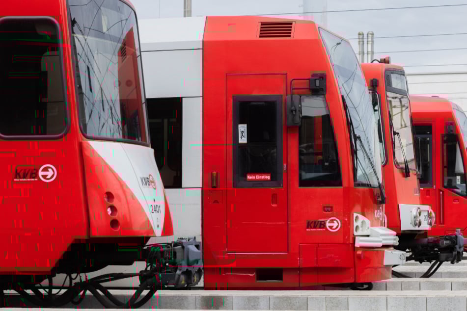 Laut Ver.di sind Straßenbahnen nicht vom angekündigten Streik betroffen - vorwiegend einige Buslinien auf der rechten Rheinseite.