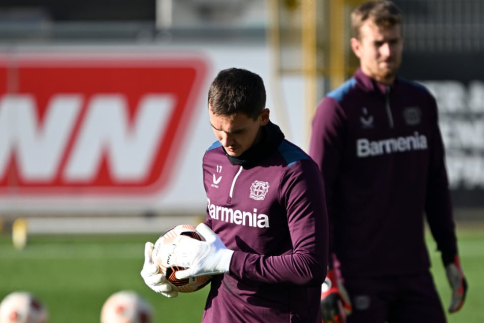 Matej Kovar (l.) wird die Werkself in den nächsten Tagen Richtung Eindhoven verlassen.
