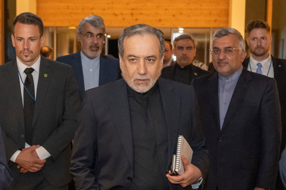 Der iranische Außenminister Seyyed Abbas Araghtschi (63) im Ferienresort Bürgenstock.