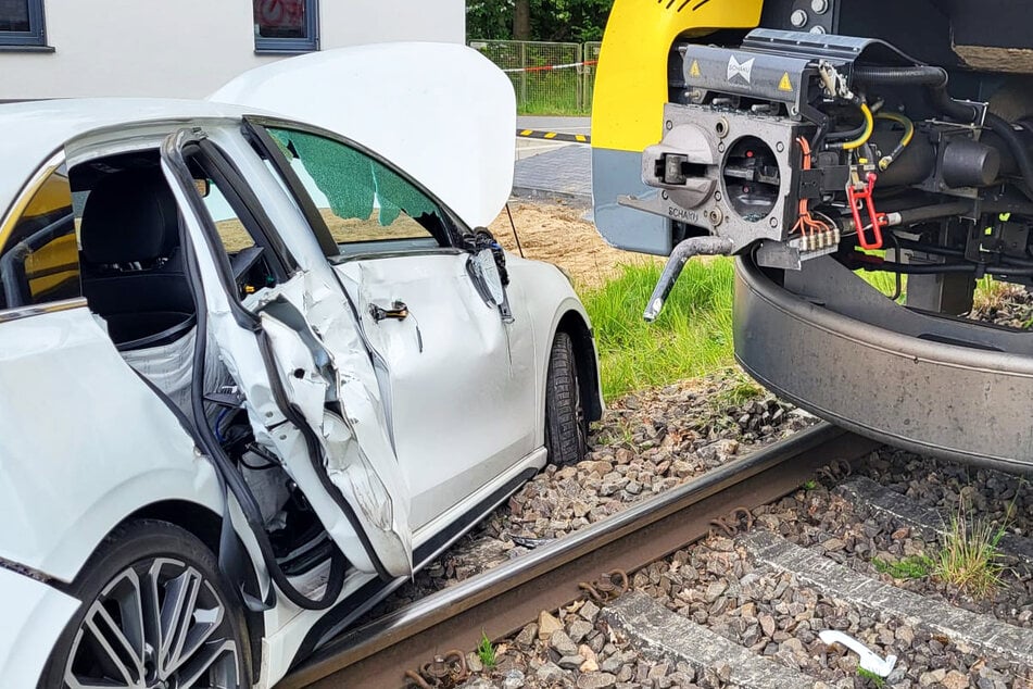 Bei dem Crash entstand nur Sachschaden, laut Polizei wurde niemand verletzt.