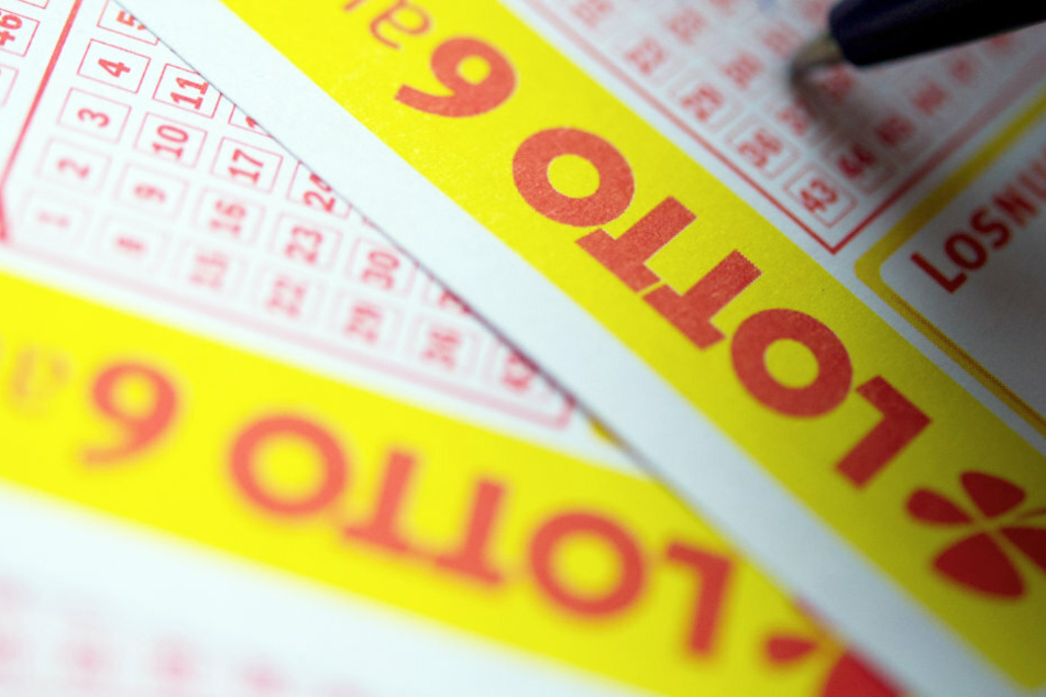 Ausgesorgt! Ein Glückspilz aus Oberfranken in Bayern hat mehr als 9,7 Millionen Euro im Lotto gewonnen. (Symbolbild)