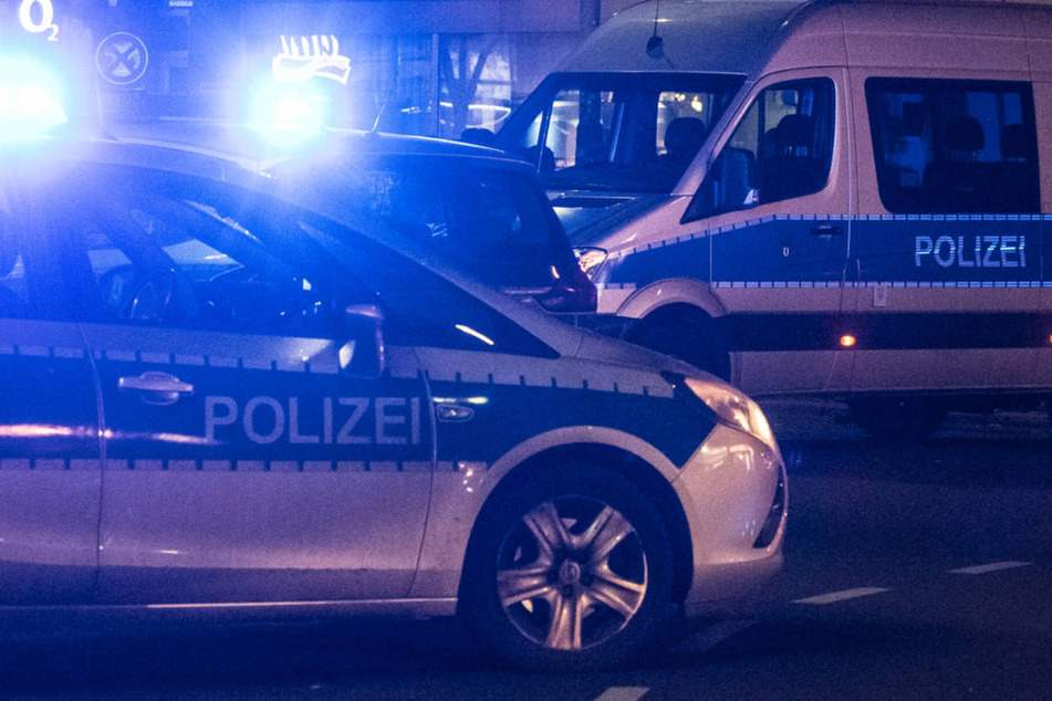 Berlin: Streit bei Berliner Hochzeit eskaliert: Mann (29) schießt 34-Jährigem ins Bein